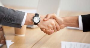 Minimum Shares Ownership of Investor for Obtaining a Limited Stay Permit